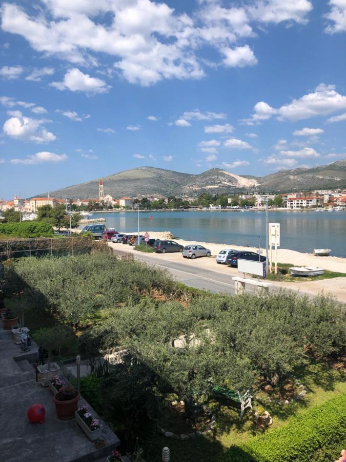 Apartments Kapetanovi Dvori Trogir Exterior foto